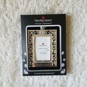 Harvey Lewis 'Best Friend' Holiday Ornament